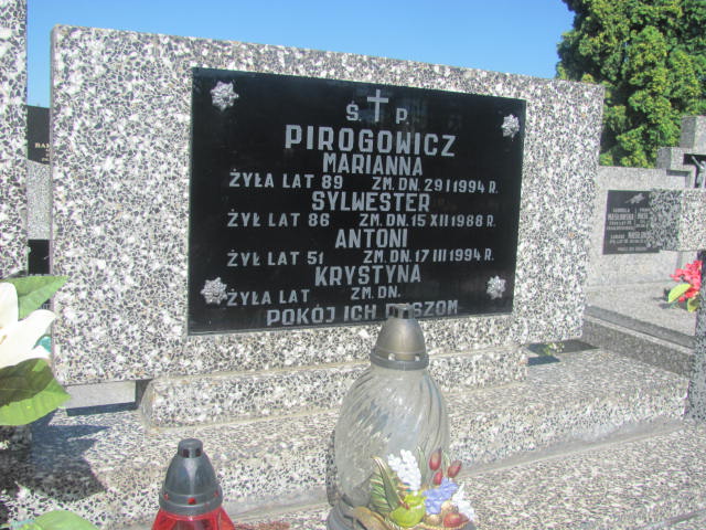 Sylwester Pirogowicz 1903 Wohyń - Grobonet - Wyszukiwarka osób pochowanych